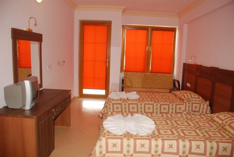 Oludeniz Beach Random Rooms By Lookbookholiday Esterno foto